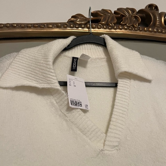 New with tags H&M white sweater - Picture 2 of 2